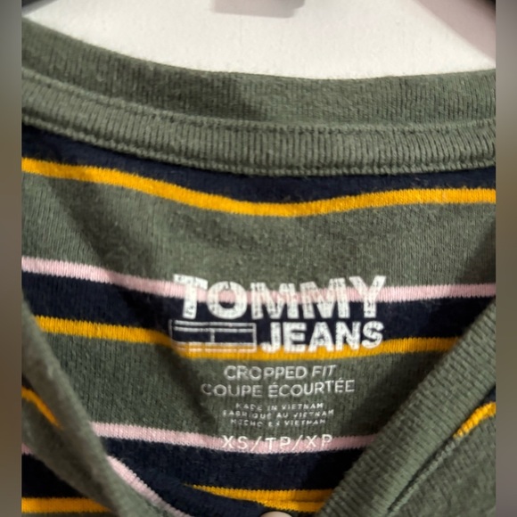 Tommy Hilfiger crop top - Picture 4 of 4
